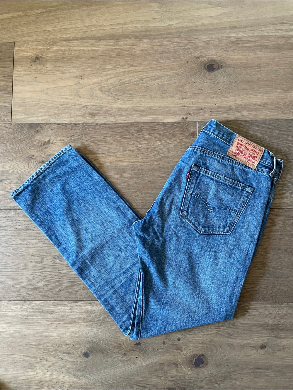 Levi's 501 Straight Leg Button-Fly Jeans Men’s Size 34X32